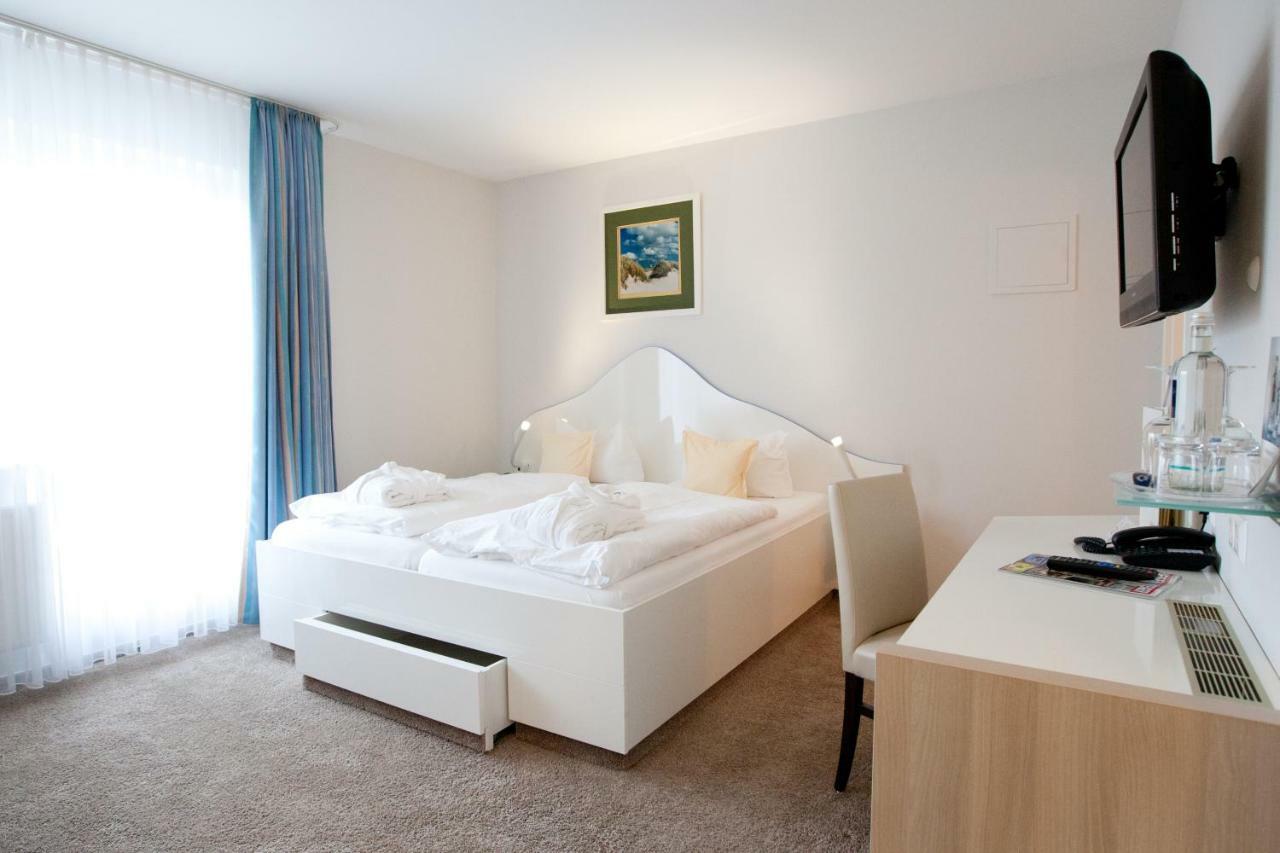 Fruehstueckshotel Seemannsbraut Amrum-Adults Only Ab 18 Jahre-Keine Haustiere- Wittdün Eksteriør billede